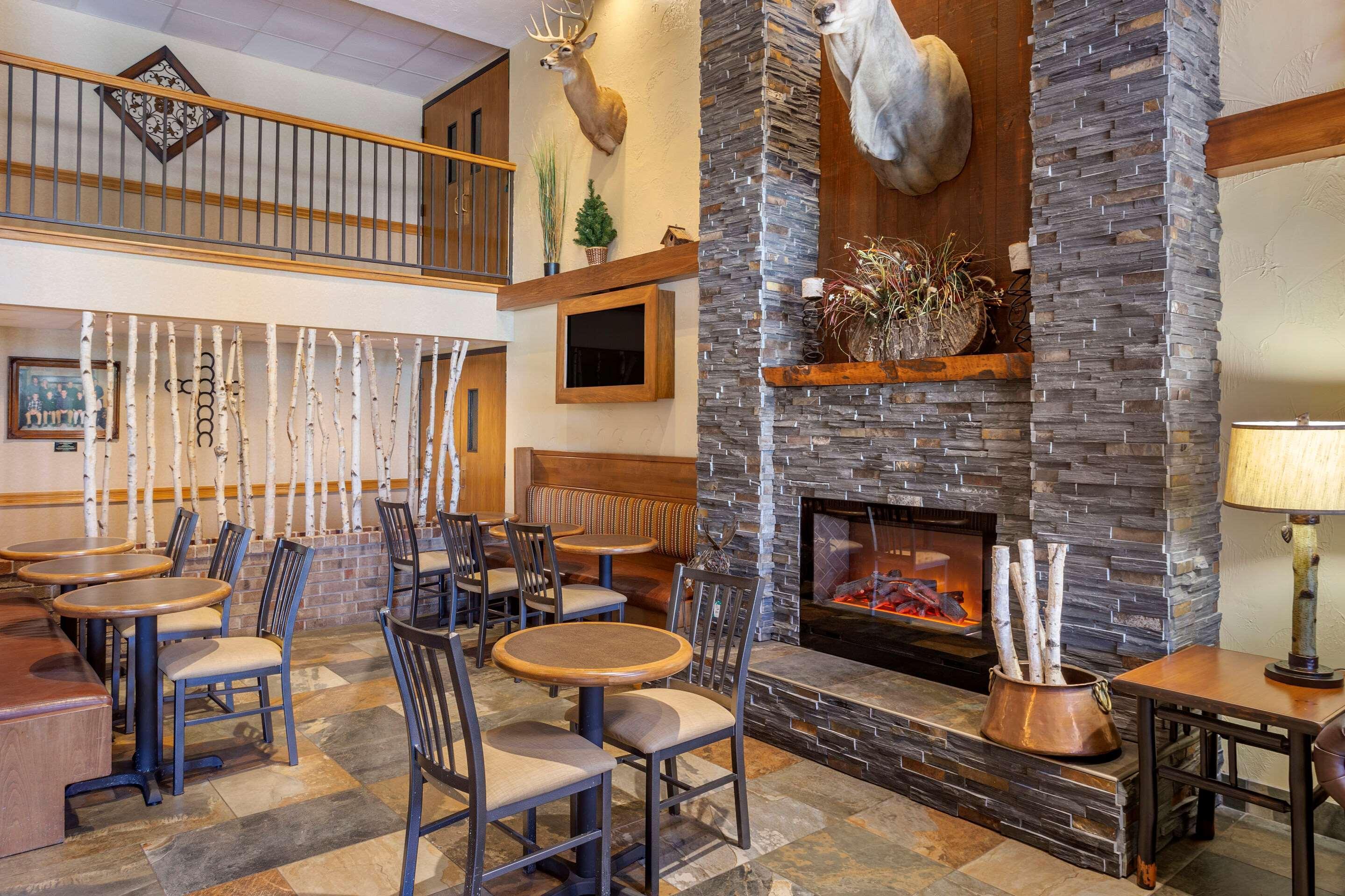 Comfort Inn At Thousand Hills Branson Exterior photo